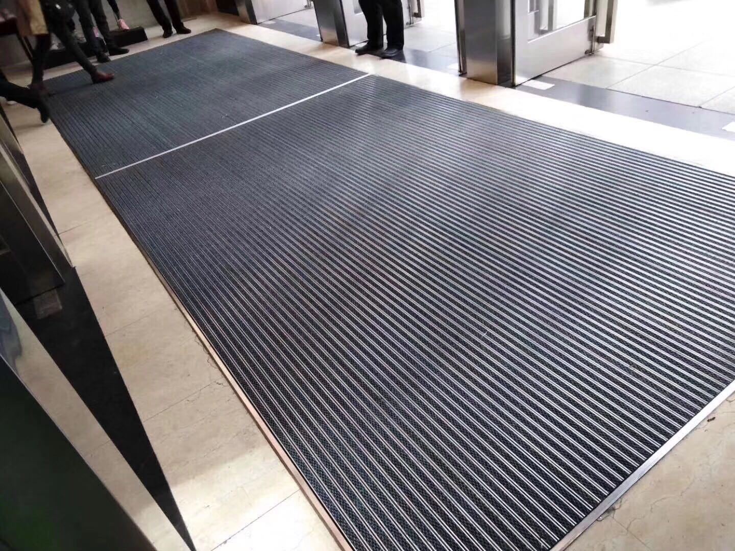 定制嵌入式铝合金地垫地毯大厅入口刮泥擦脚除尘地毯门口地垫