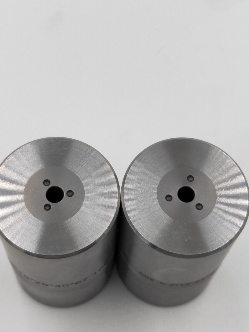 专营螺栓模冷镦模钨钢模具-阿里巴巴