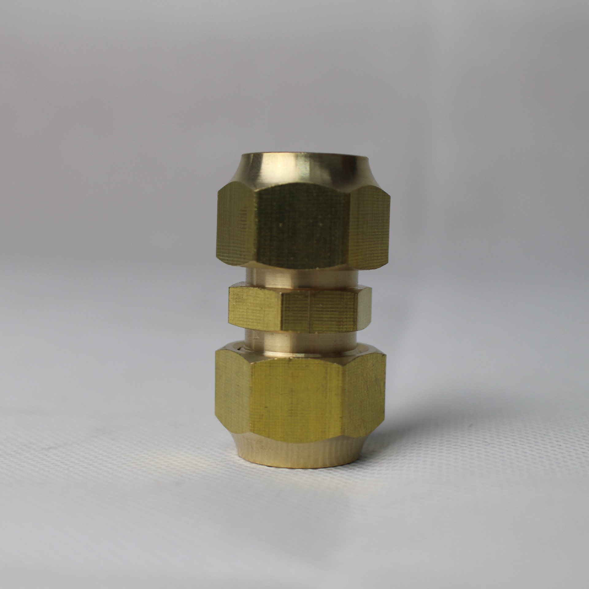 空调管连接头铜铝管延长接头中间双接头钠子头免焊接铜螺帽