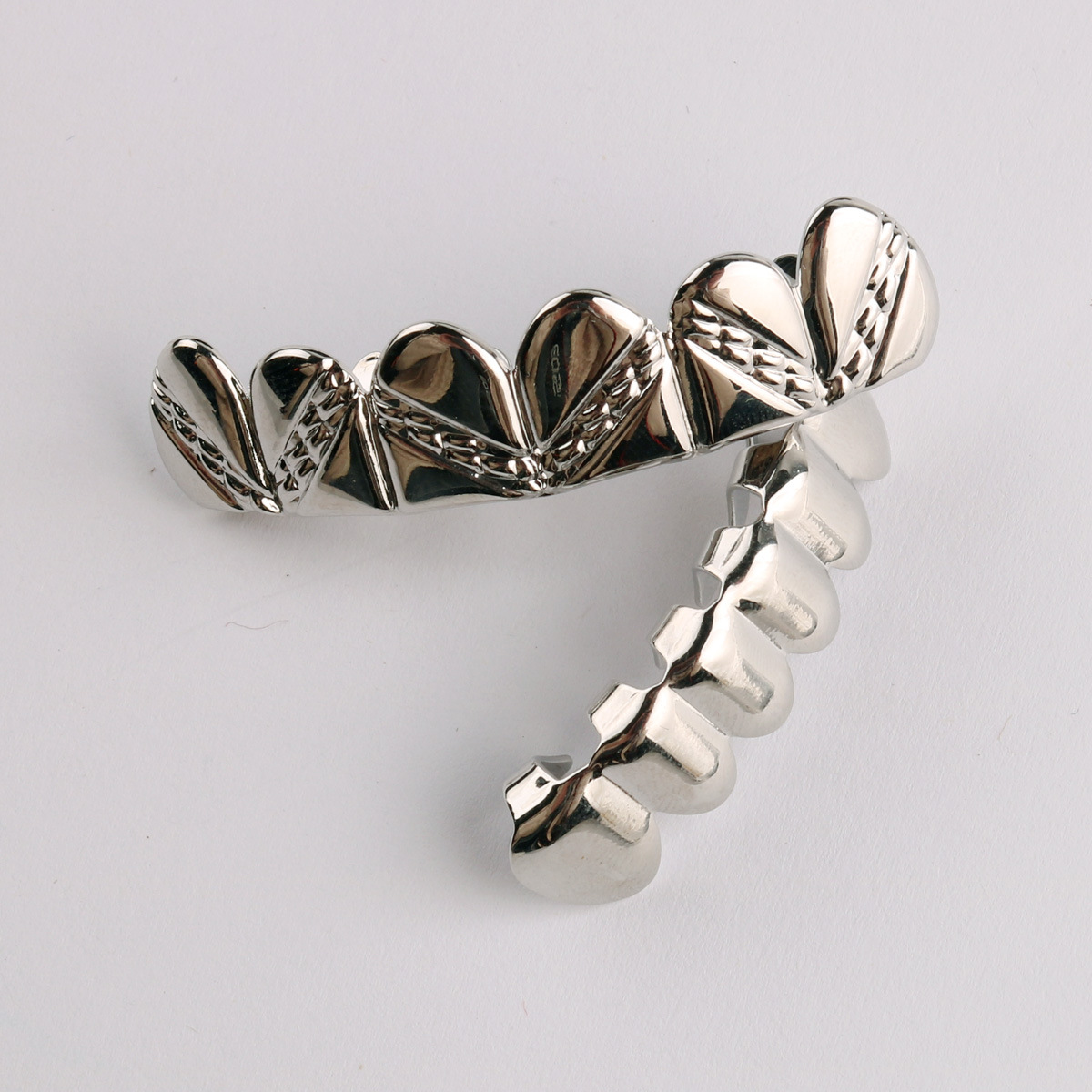 厂家直销欧美热卖hiphop嘻哈装饰牙套镀银条纹牙套teeth grills