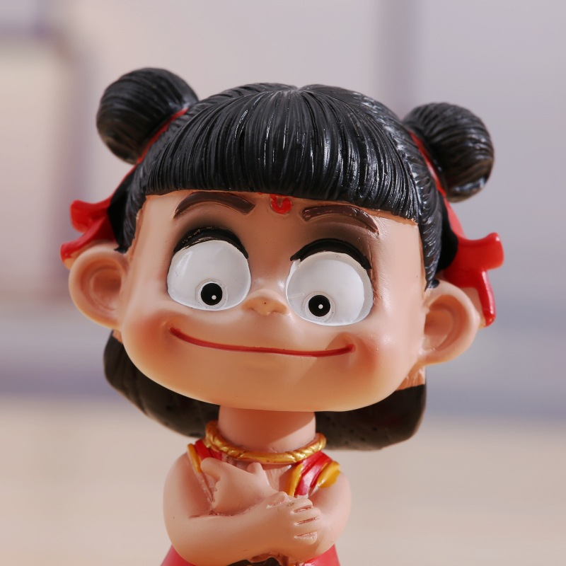 哪吒之魔童降世汽车摆件摇头手办公仔树脂工艺品创意蛋糕装饰品