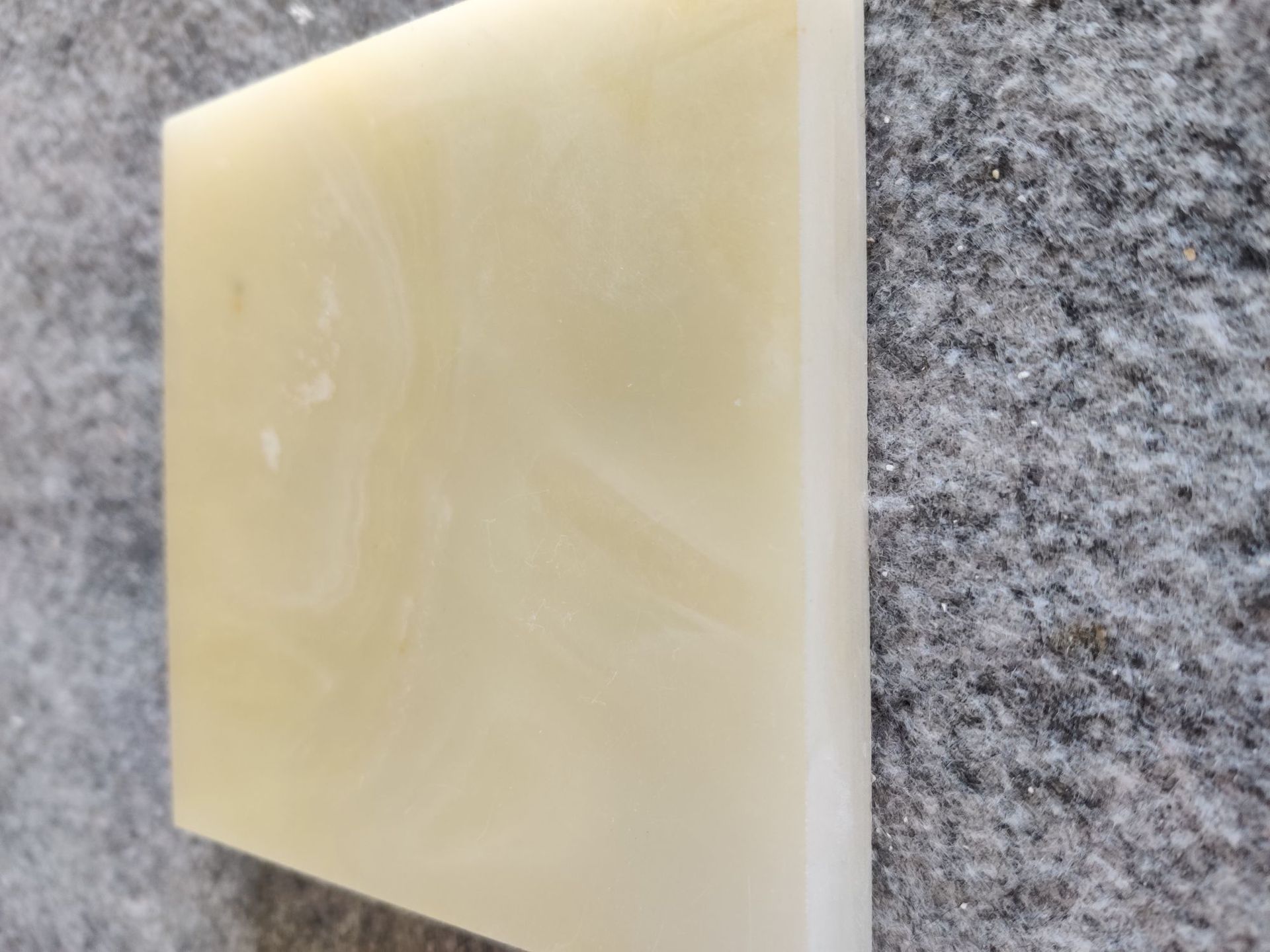 03品牌雅斯塔光泽度95产地福建材质人造岗石 人造玉石抗弯强度39(mpa)