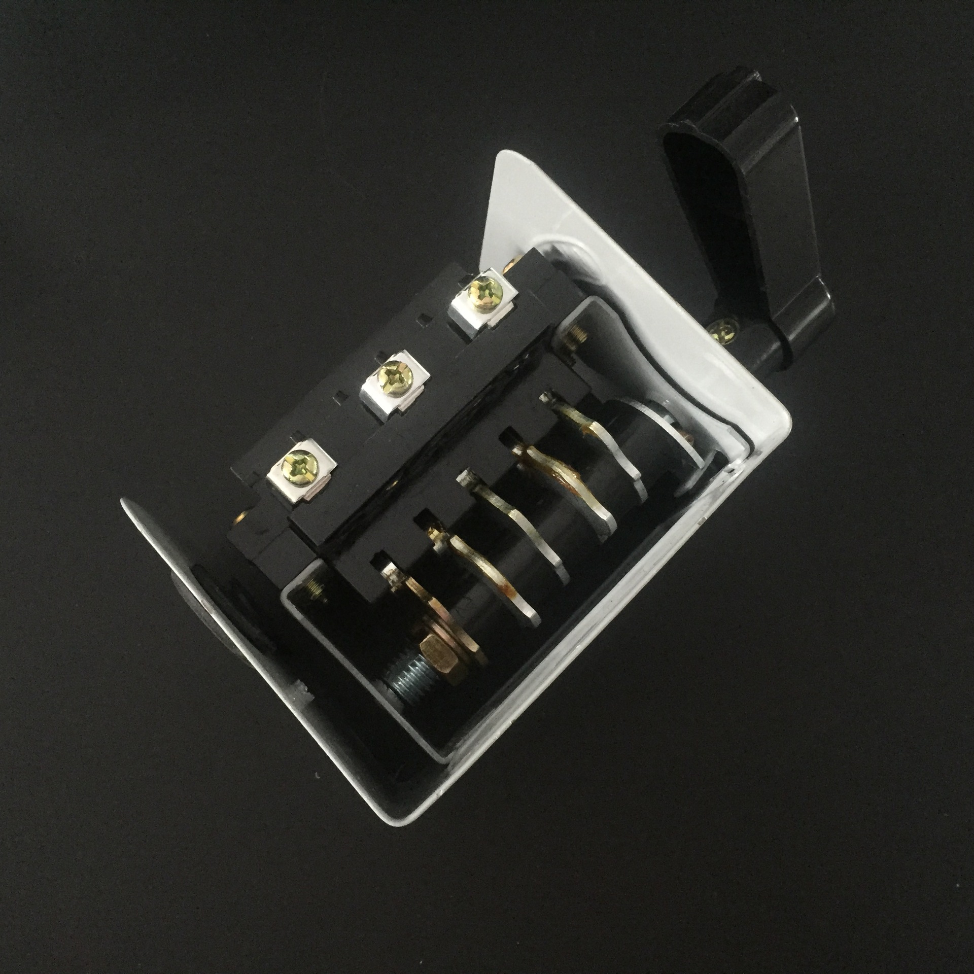 上海人民倒顺开关15a铁壳hy23060a380v220v电机正反转可逆开关