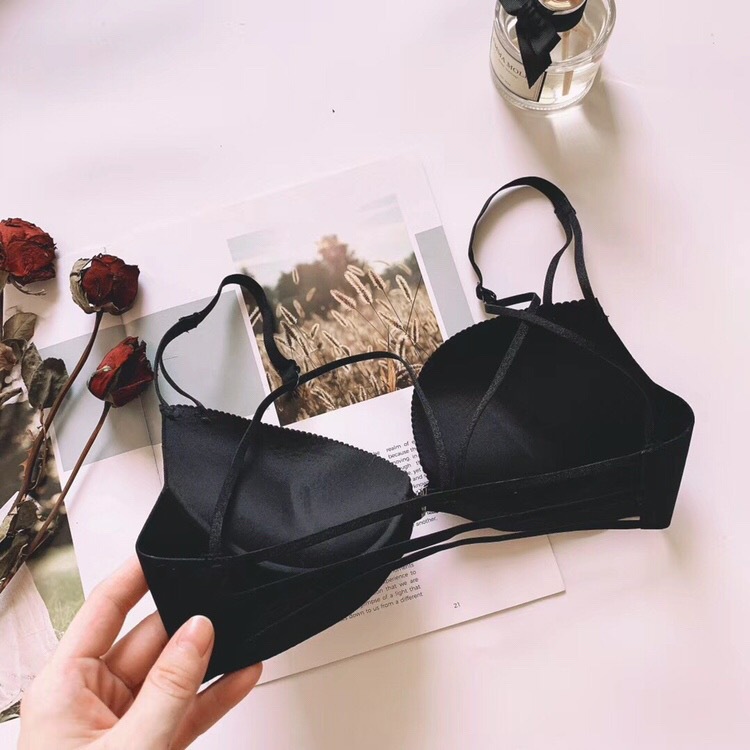 卡卡前扣美背文胸女夏无钢圈聚拢调整厚薄款性感交叉肩带单件批发