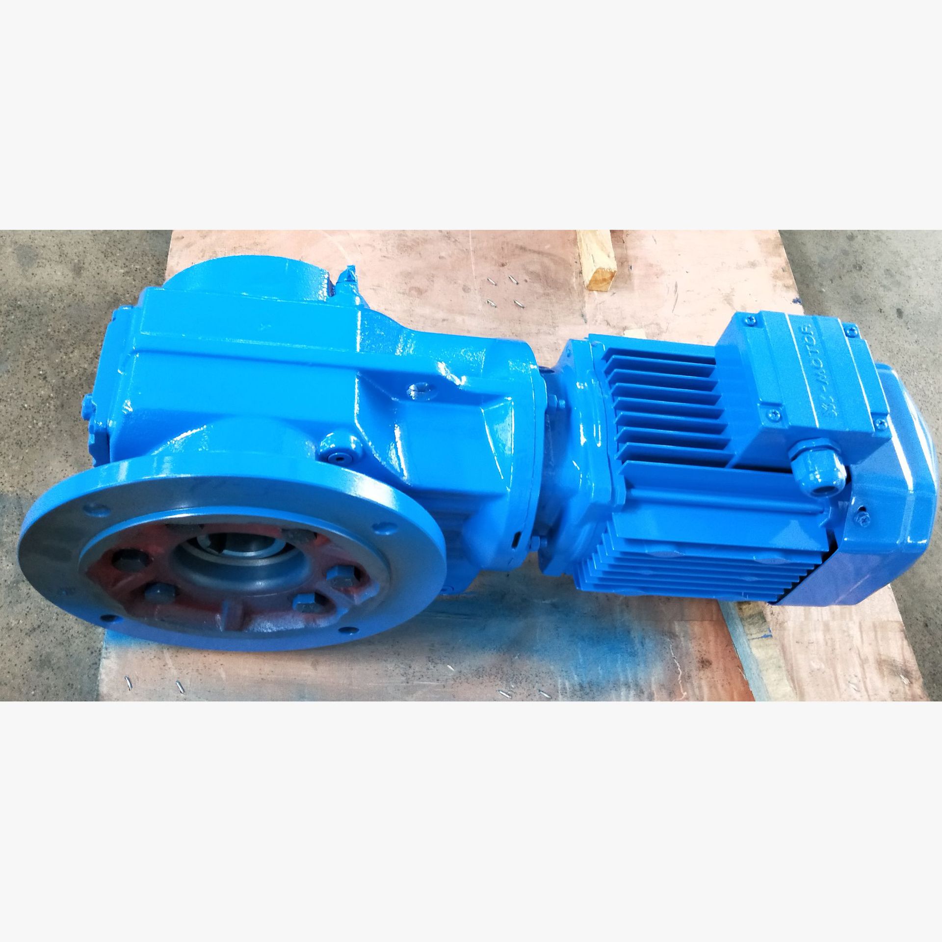 一藤品牌厂家供应 k系列kf87锥齿轮减速机 质量保障 价格优惠