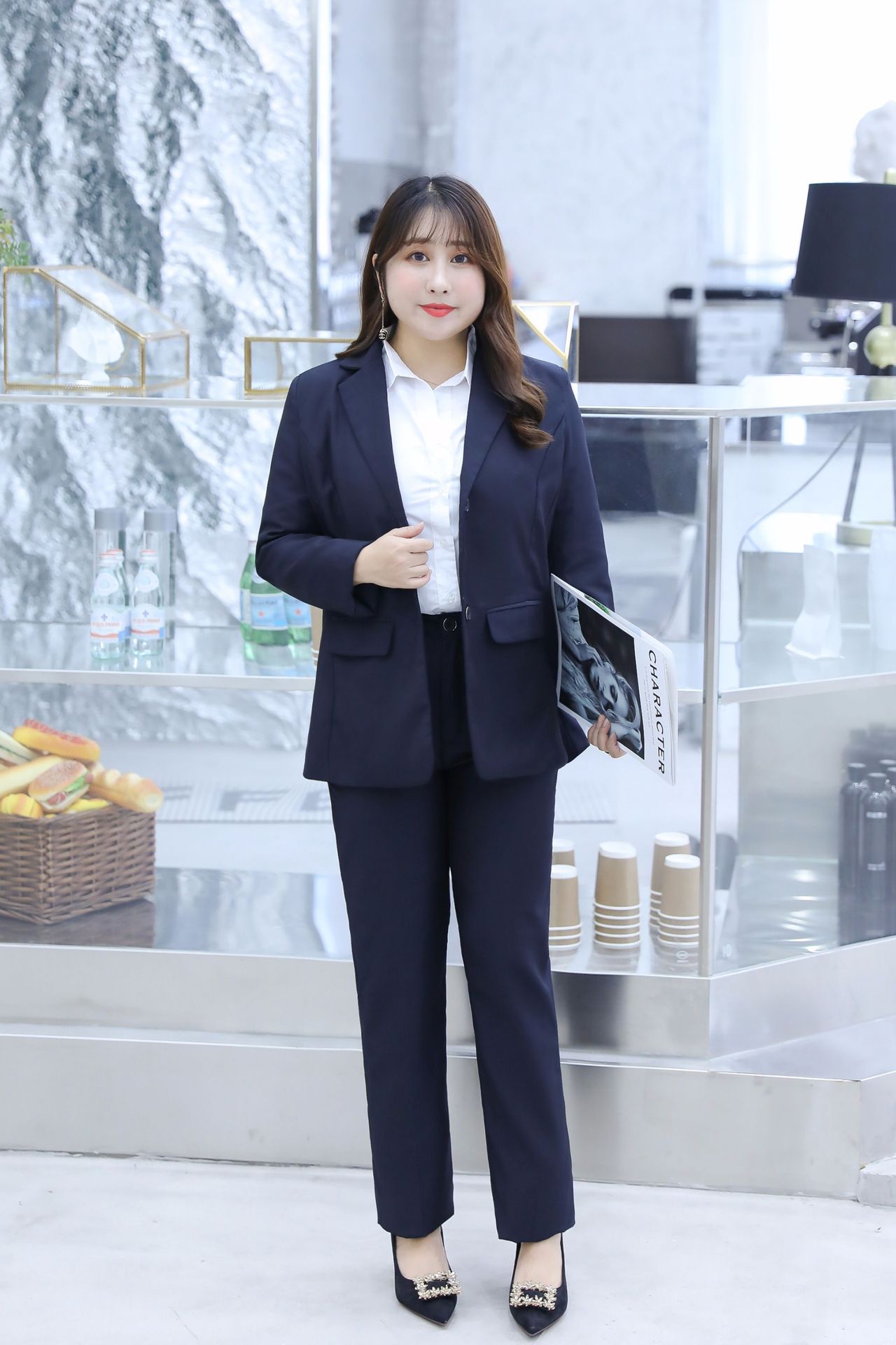 特大码职业装西装正装200斤胖mm西服外套小西服加肥加大女ol上衣