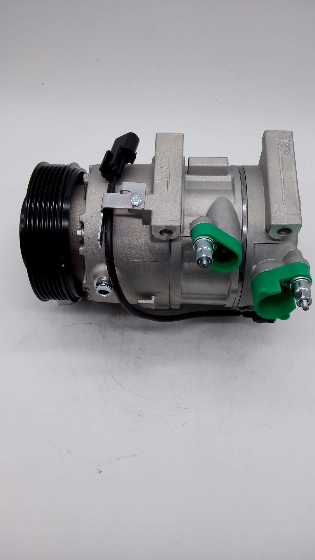 原厂出口适用于现代索纳塔八代压缩机冷气泵空调泵 汽车空调配件