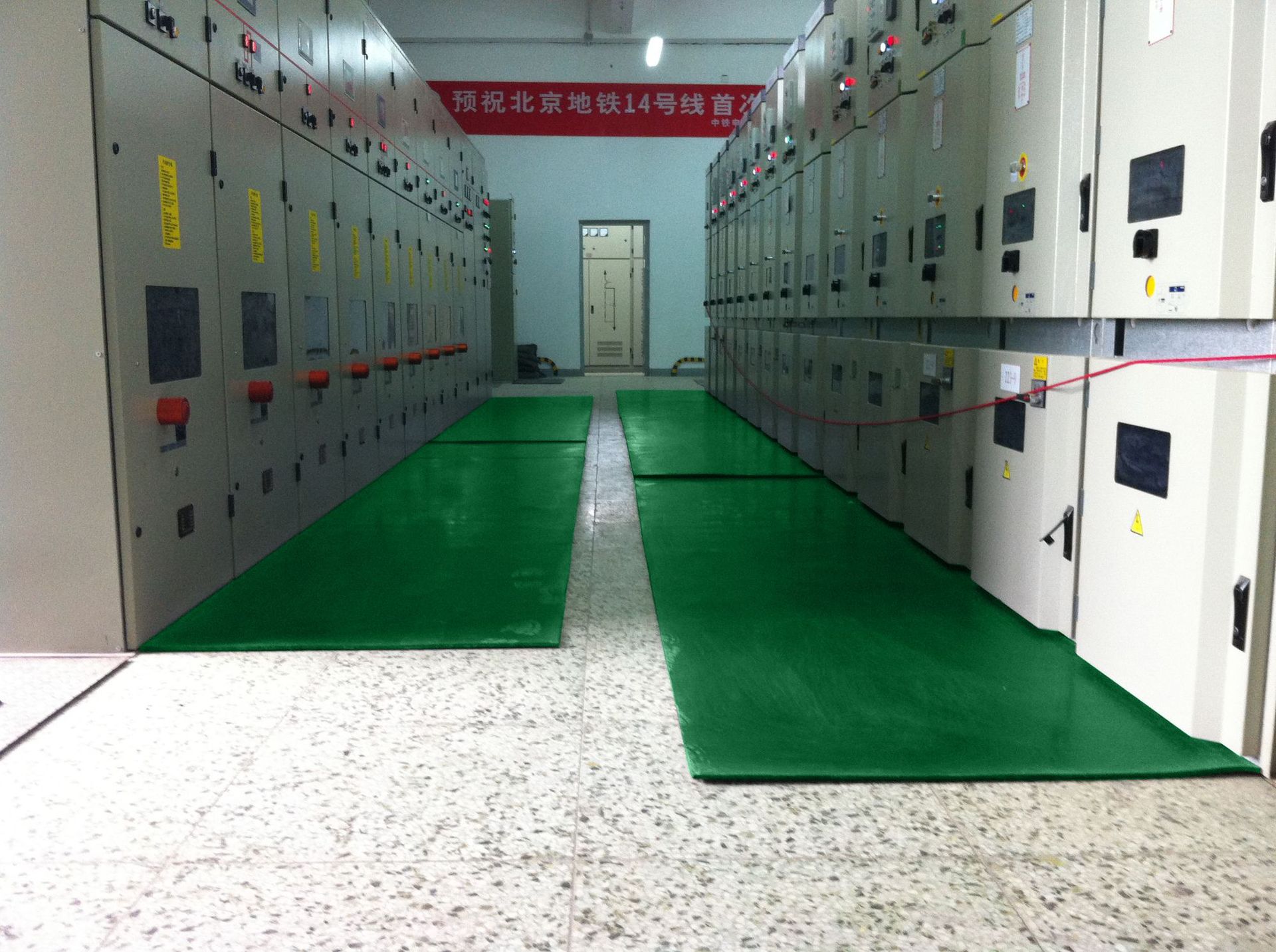 中宝电工绝缘胶板绿色防滑 厚度8mm 25kv配电室机房绝缘橡胶垫