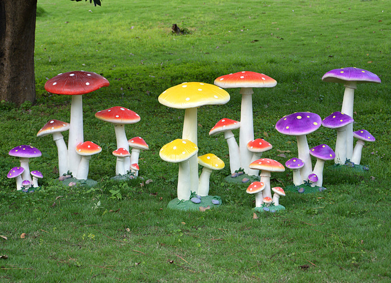 仿真蘑菇摆件花园庭院景观小品雕塑婚庆场景制作幼儿园装饰工艺品