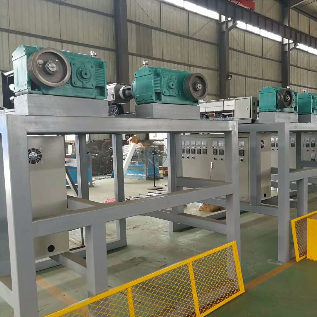 新款喷灌带 微喷带水带生产线设备