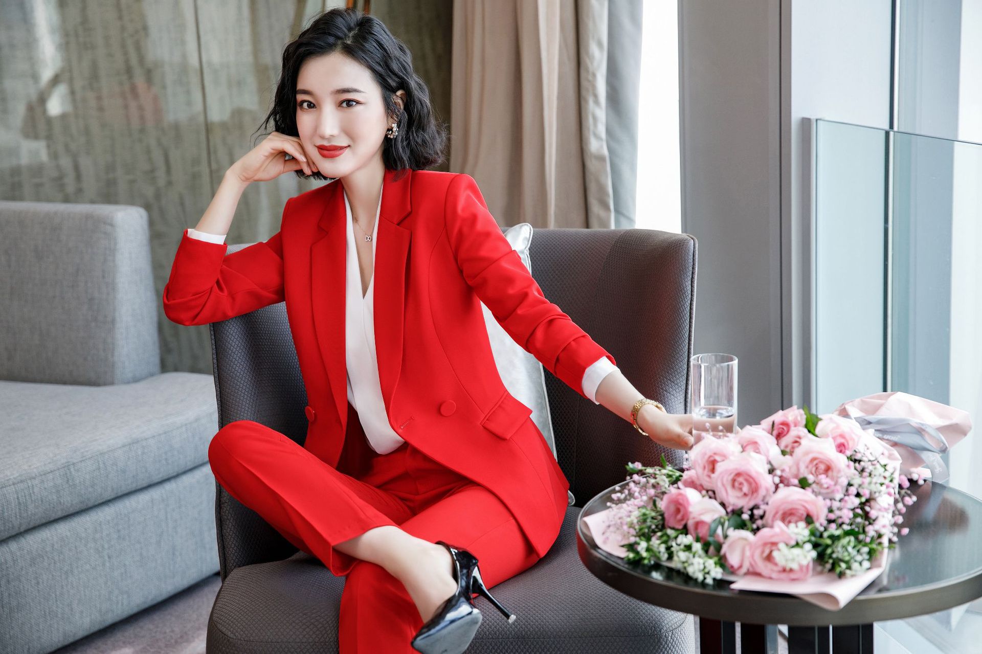 红色西服套装女2019秋冬ol职业装工作服晚会礼会主持人西装外套女