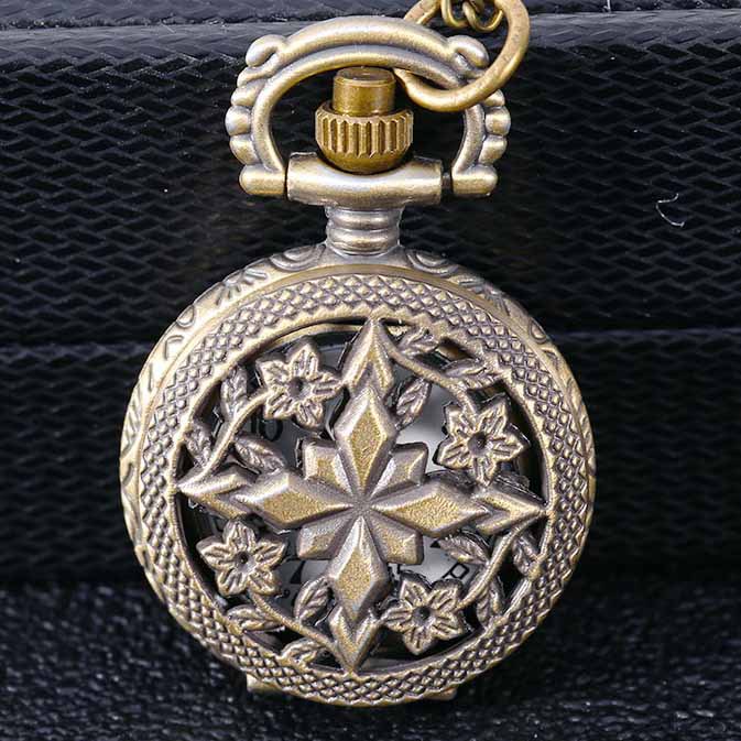 小号石英怀表古铜色镂空菱形花瓣怀旧项链复古