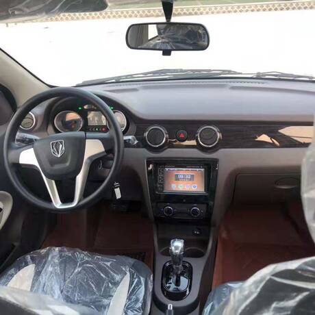 宝路达ds8三厢电动汽车 微型四轮电动汽车 湖南油电两用家用电动