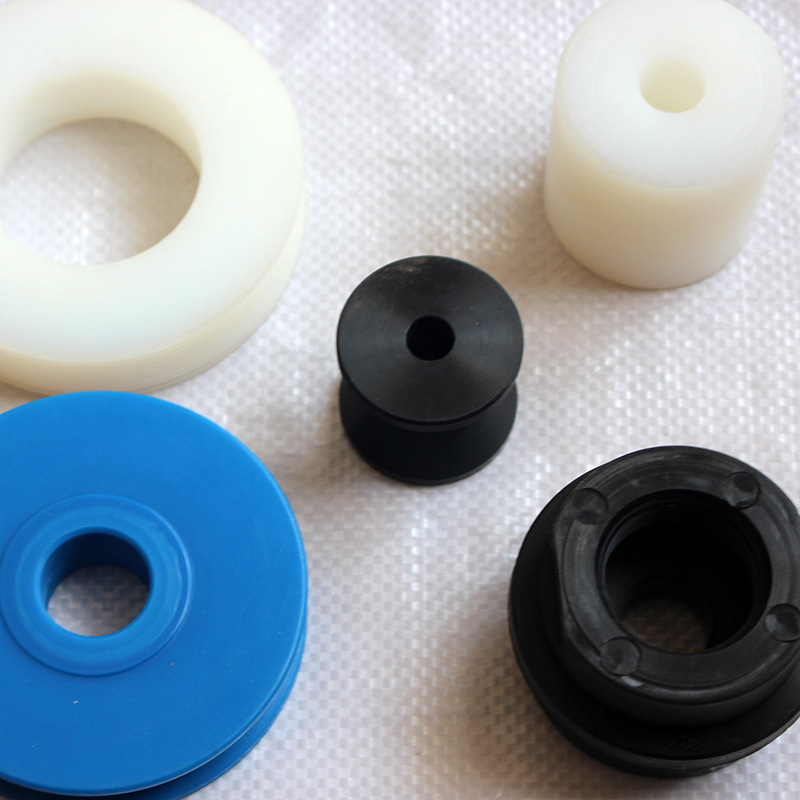 尼龙(nylon,polyamide,简称pa)是指由聚酰胺类树脂构成的塑料.