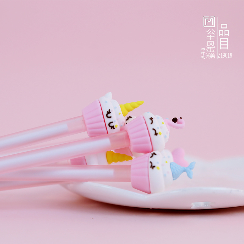 厂家现货公主风蛋糕可爱少女中性笔 办公文具0.5mm黑色签字笔批发
