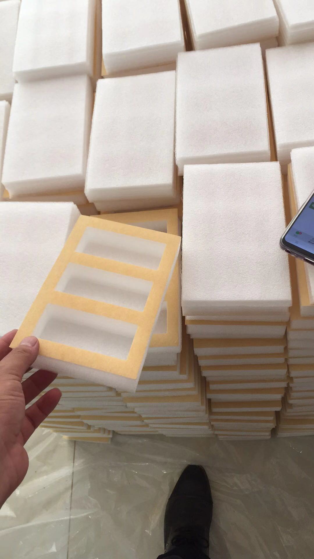 义乌峰丽包装珍珠棉 减震珍珠棉复合绒布 珍珠棉包装材料现货供应