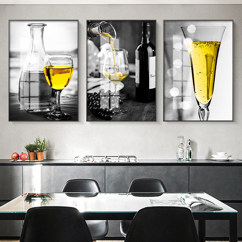 现代简约餐厅装饰画轻奢酒柜墙画北欧饭厅葡萄美酒酒杯画餐馆挂画