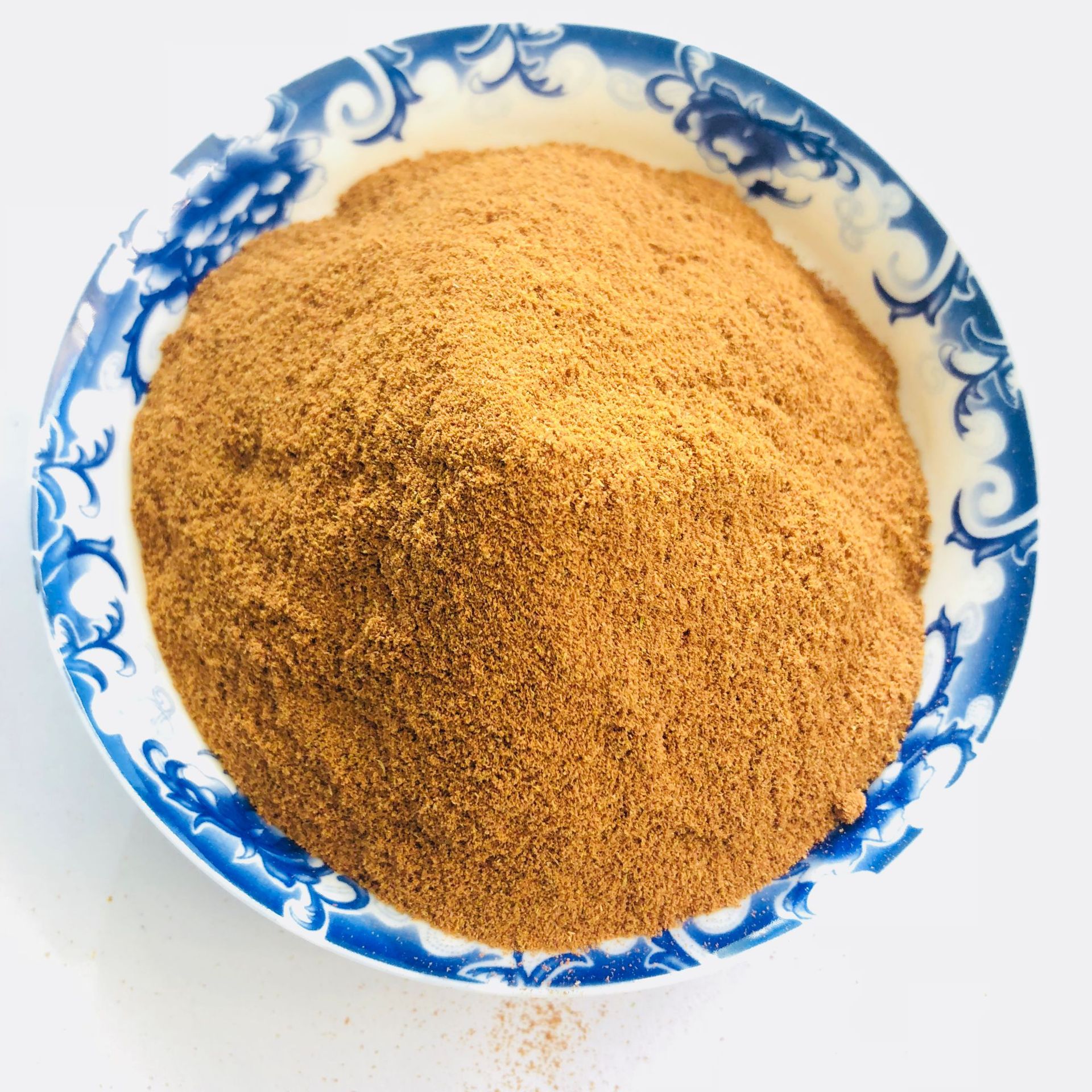 供应松果粉 蛋鸡鸭鹅饲料 蛋壳鲜亮 产蛋率提高 蛋黄色泽变深美观