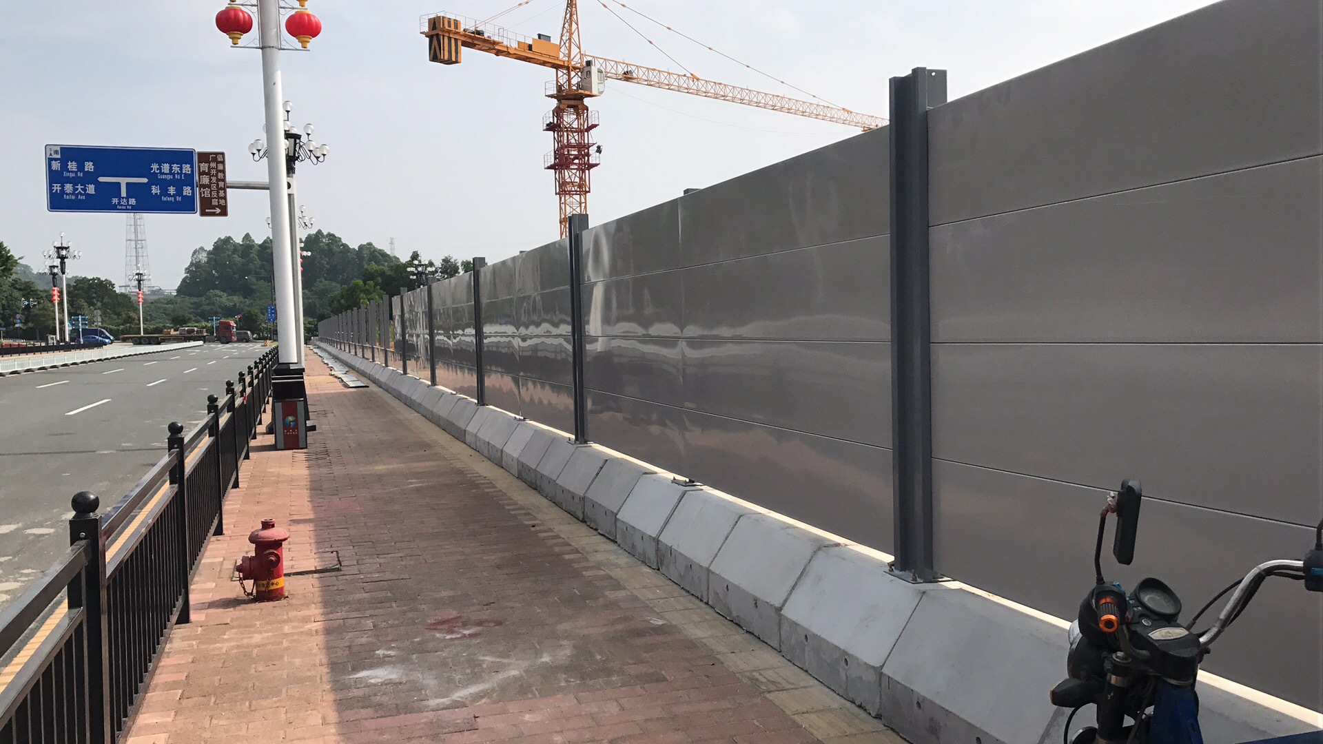 钢板围墙施工高度及注意事项有那些?