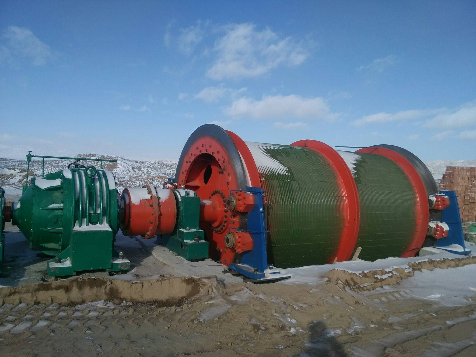 0p矿井提升机 金属矿井专用吊重绞车 矿山专用提升绞车