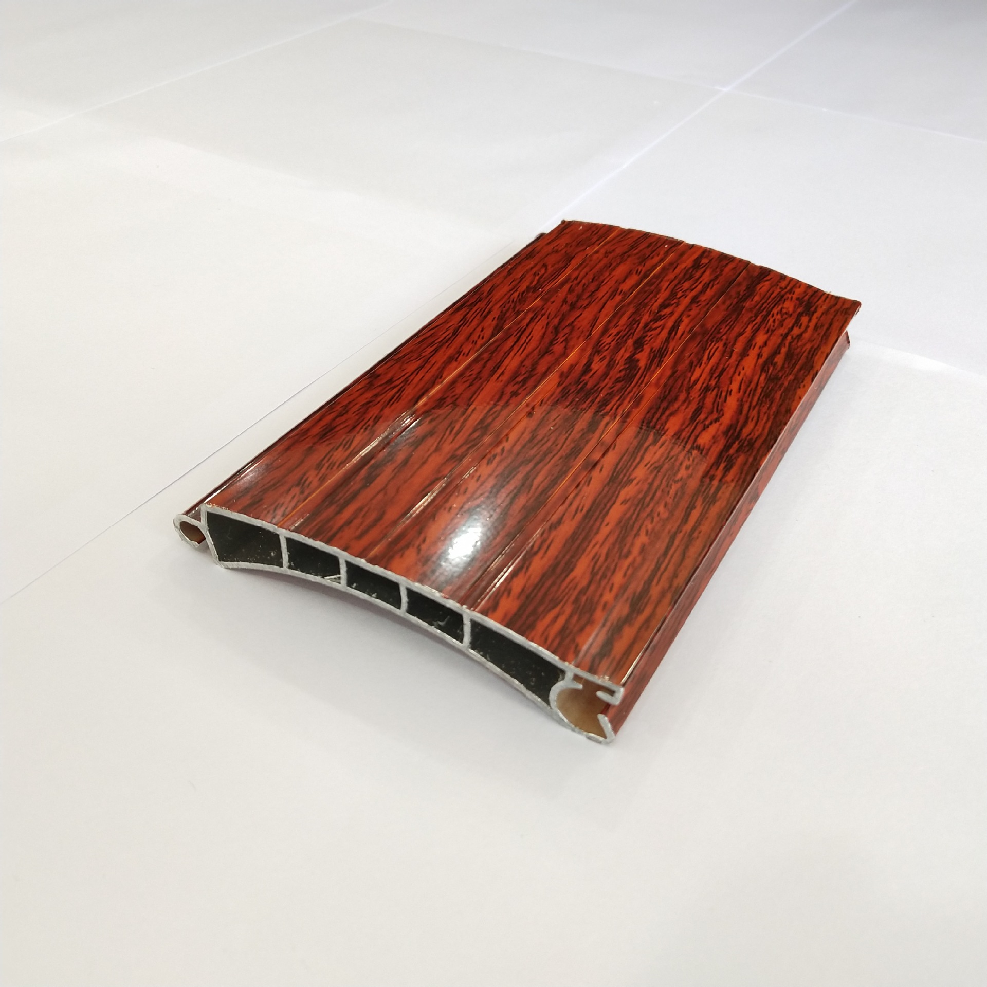 厂家直销 木纹卷闸门片 铝合金木纹色闸片 卷闸门片批发