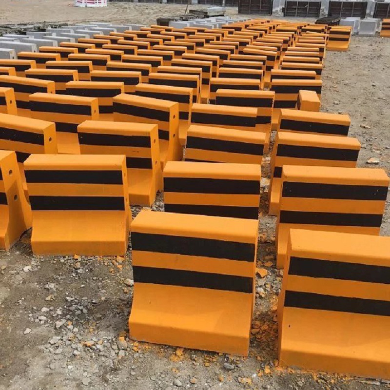 水泥隔离墩水泥墩子道路安全防撞水泥墩公路小区物业防撞护栏隔离