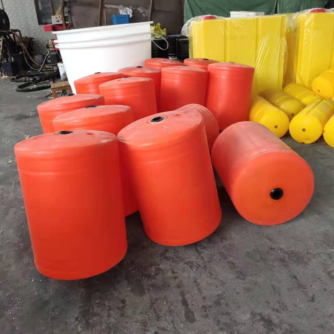 供应500*700橙色圆柱形浮体 填充聚氨酯pe浮筒
