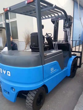 天津byd 比亚迪叉车5吨价格