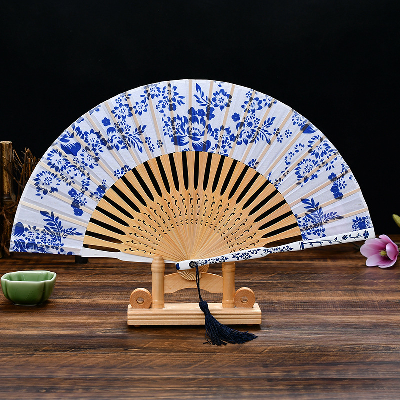 青花瓷扇子装饰品