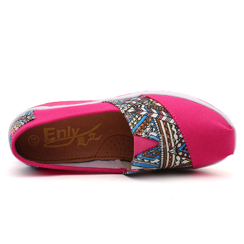 时尚摇摇鞋女夏季凉鞋透气woman女士摇摇鞋shoes摇摇鞋夏套脚厚底