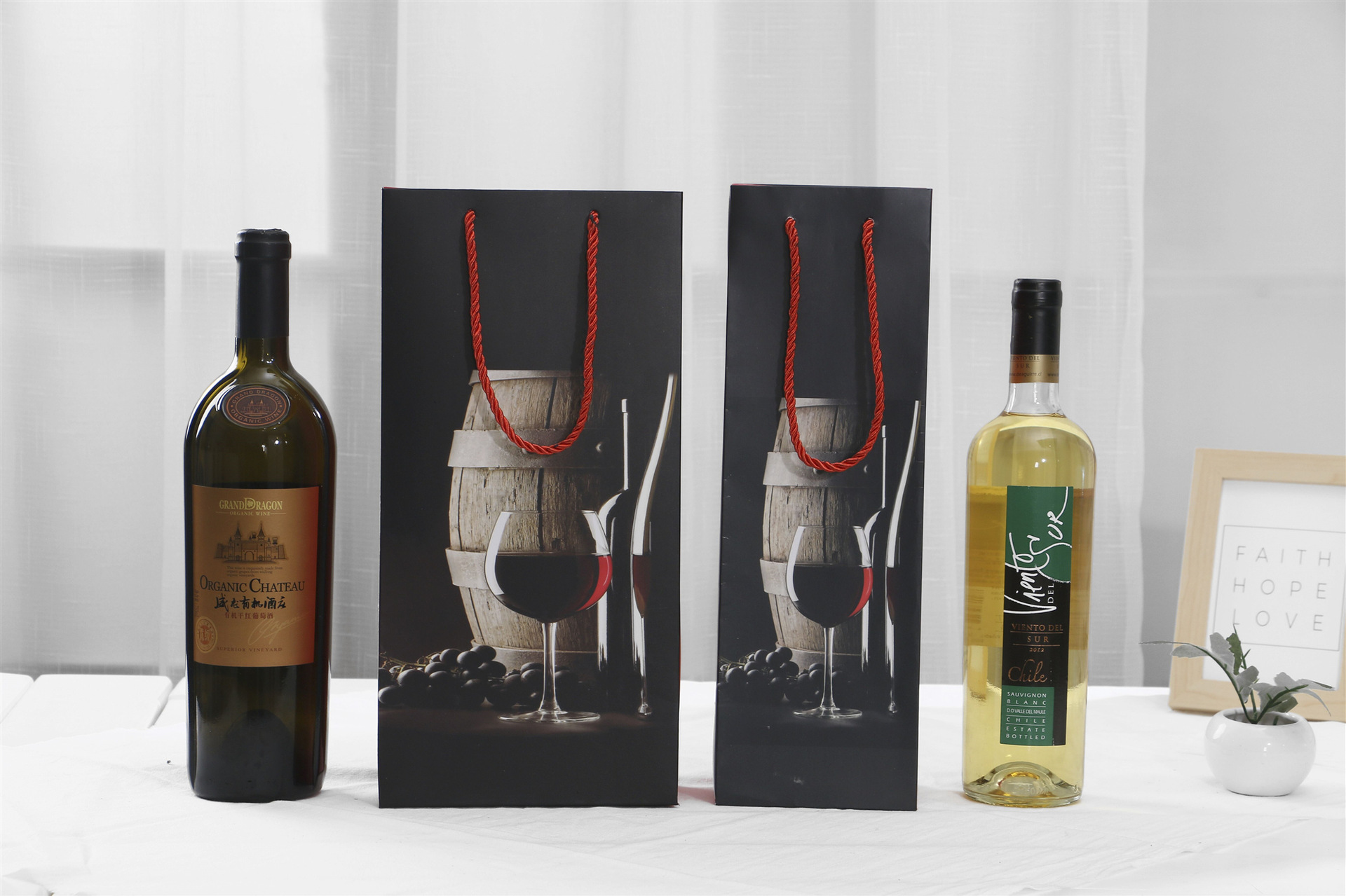 厂家定做 现货白卡纸红酒包装袋 加厚高档商务葡萄酒单双支礼品袋