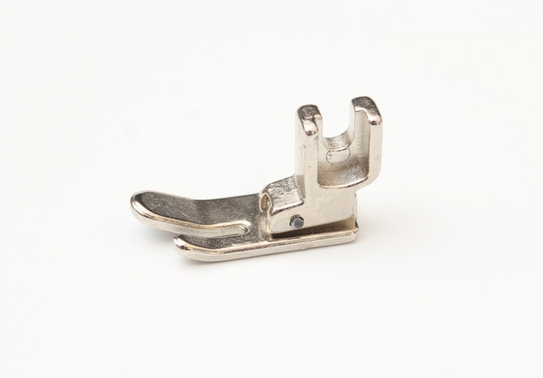 老式家用机嵌线压脚 家用缝纫机压脚绳子压脚 包绳压脚缝纫机配件