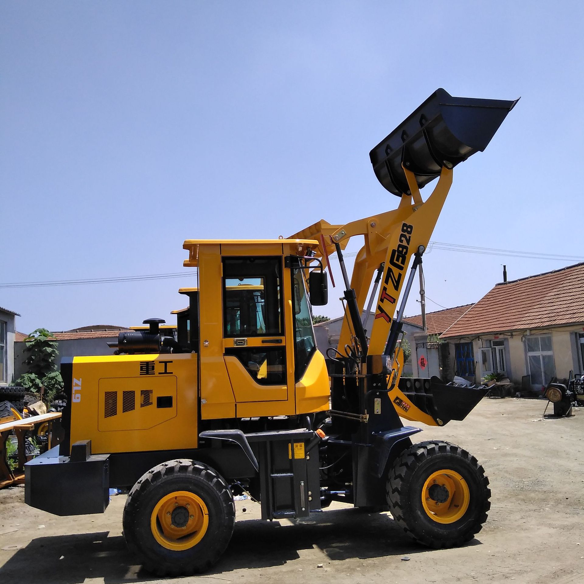 多功能液压四驱农用装载机 工程专用运输装载机 特惠热销挖掘机