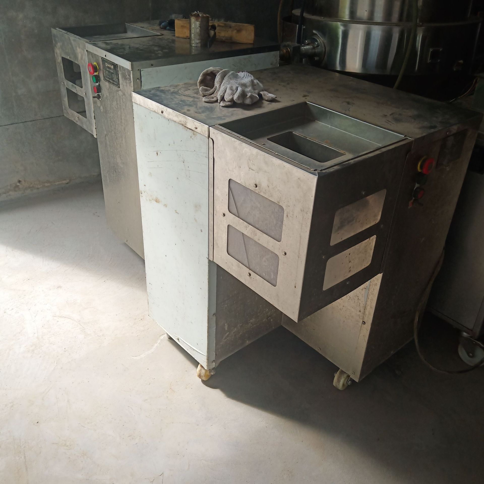 5(kw)电压380(v)型号hytw-250b品牌正邦种类切丝机货号0903加工定制否
