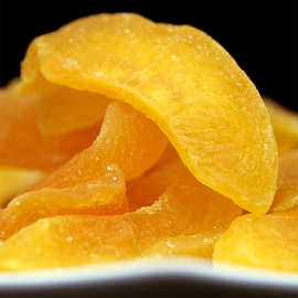 黄桃干散装批发裸货网红零食代加工分装 厂家原料批发供应10kg