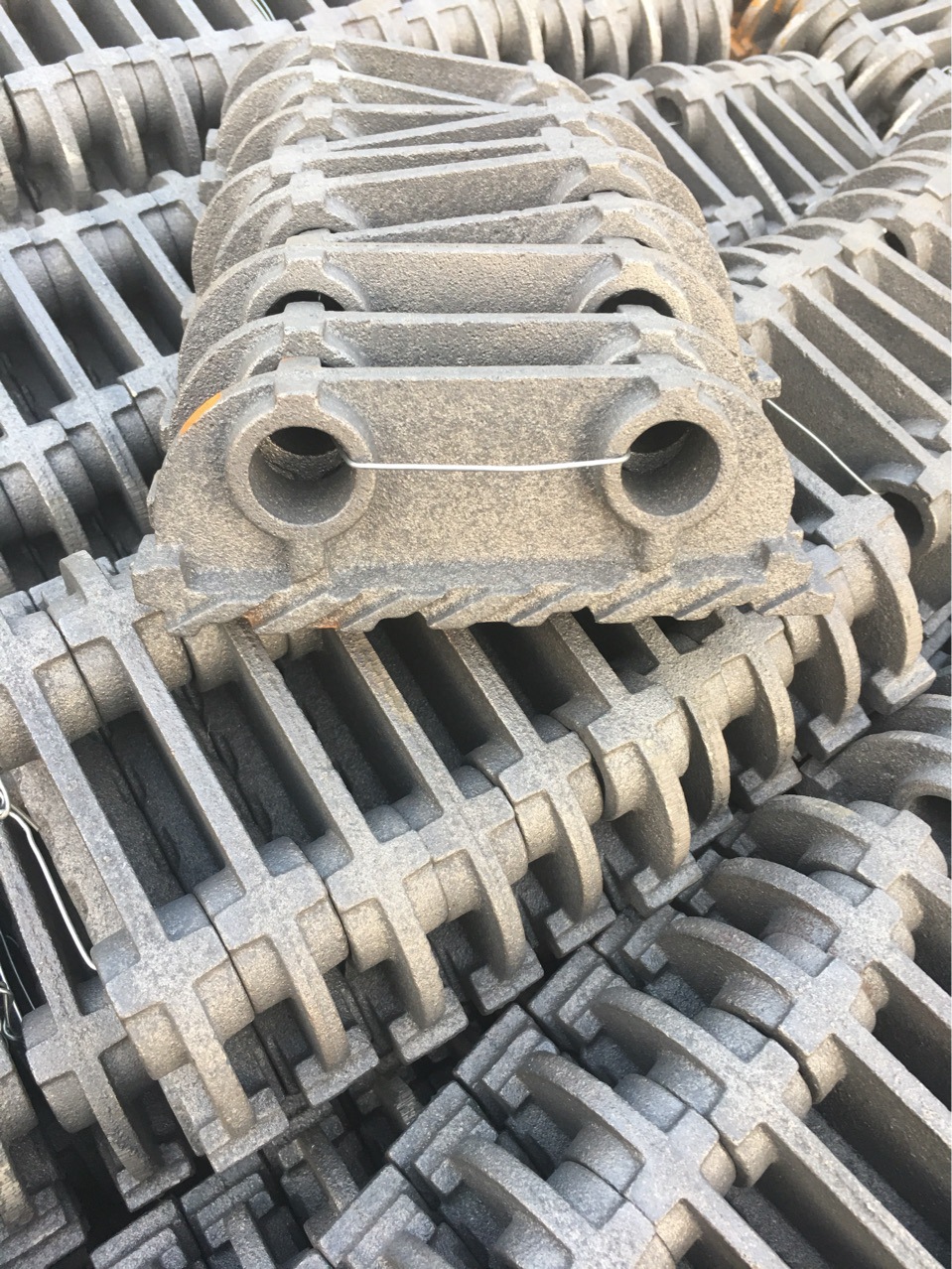 耐高温炉排片 炉排主动片 玛钢主动炉排 锅炉主动片 被动片炉排片