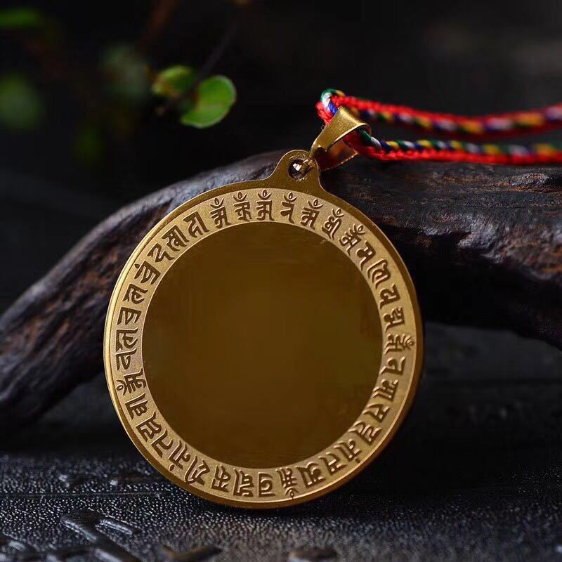 批发钛钢密宗佛教用品准提镜吊坠挂件男女项链准提心咒情侣护身符