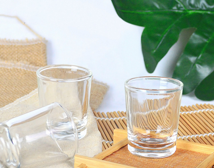 玻璃杯-厂家直销无铅玻璃小酒杯烈酒杯白酒杯一口杯家用创意透明玻璃