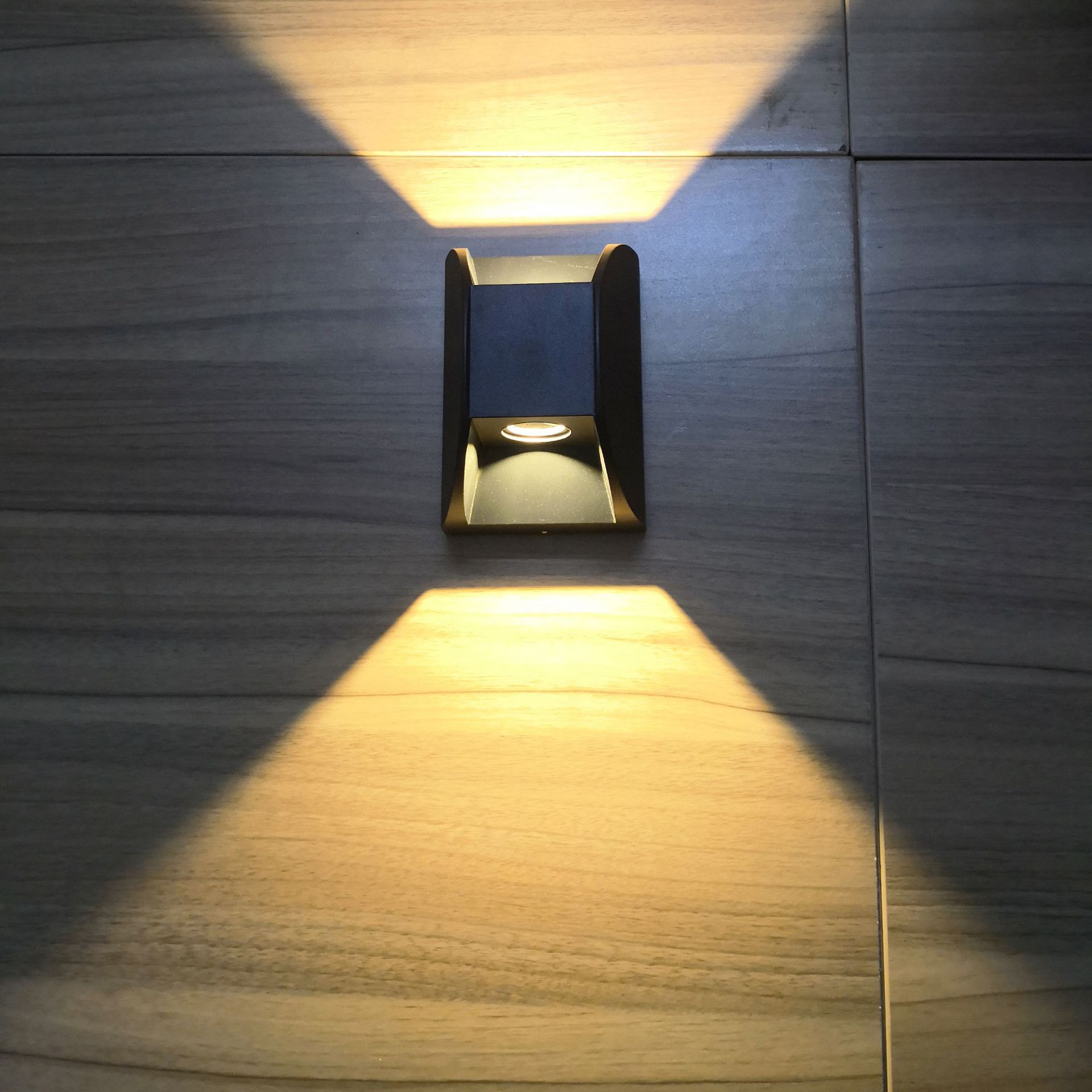 北欧简约壁灯led铝材户外灯 庭院酒店商铺别墅工厂车库过道方壁灯