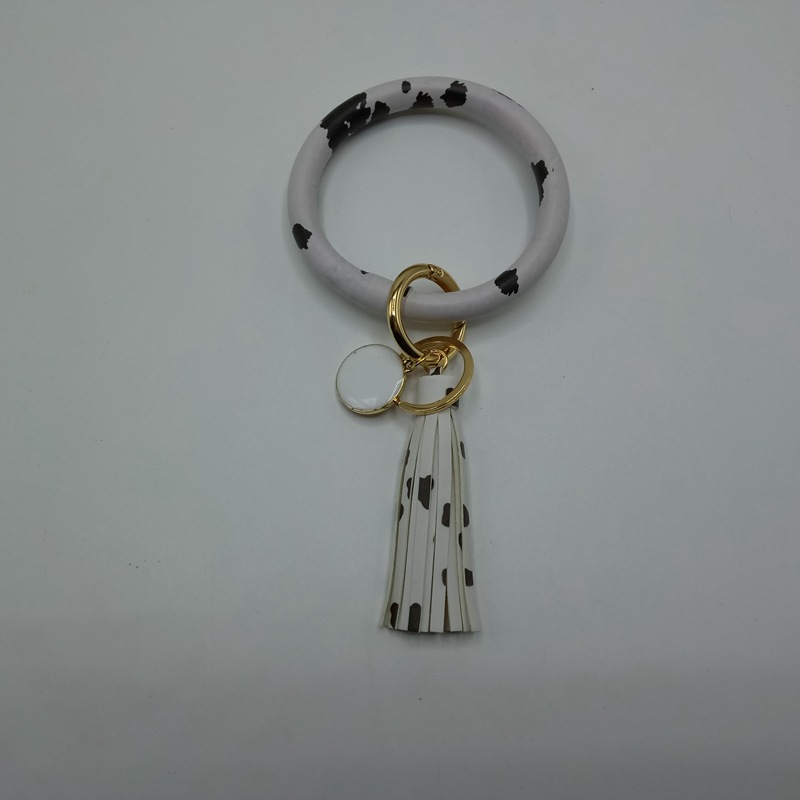 爆款亚马逊时尚潮流吊坠手镯钥匙环pu皮手镯钥匙手环批发工厂价位