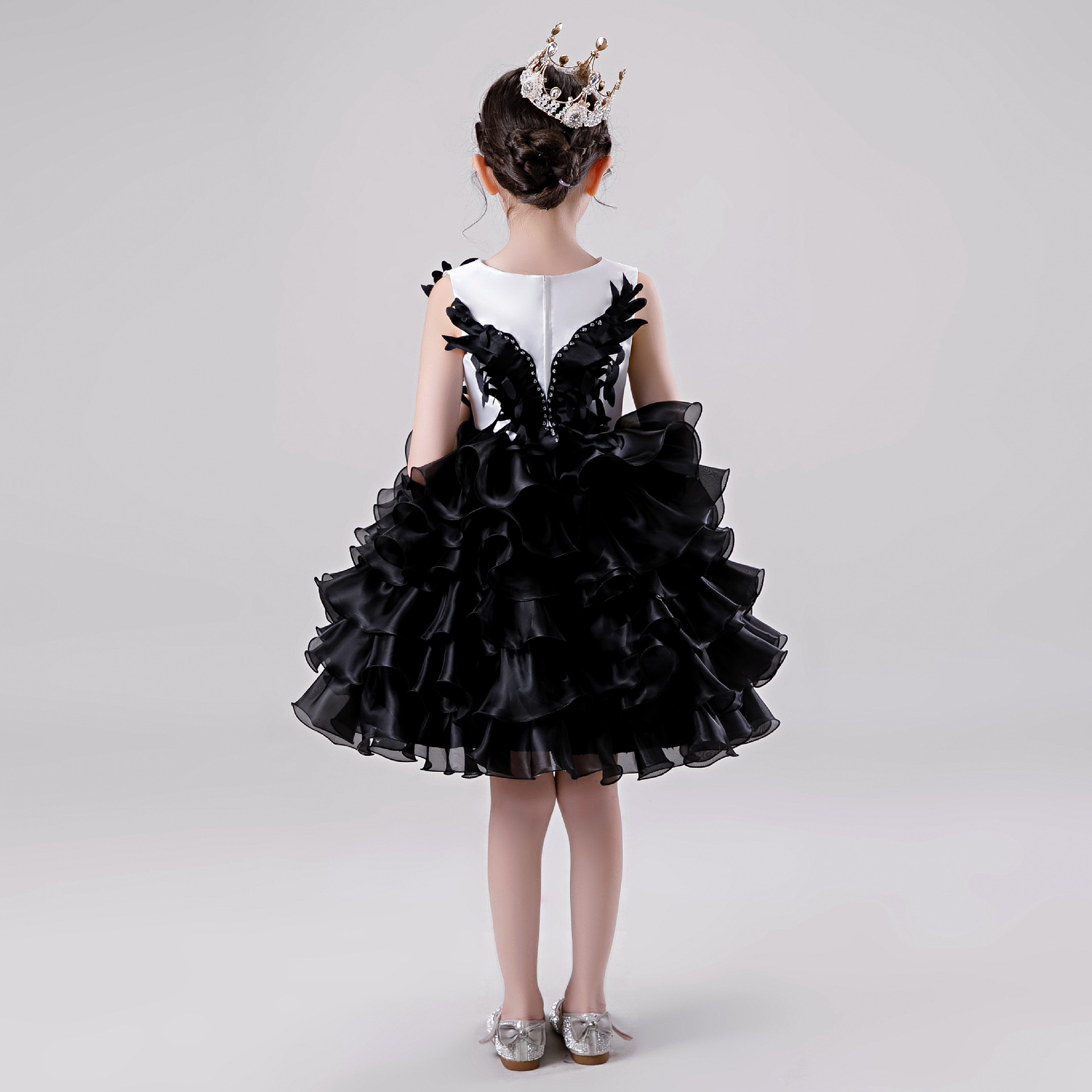 儿童礼服公主裙蓬蓬裙黑天鹅女孩走秀钢琴演出服女童六一小主持人