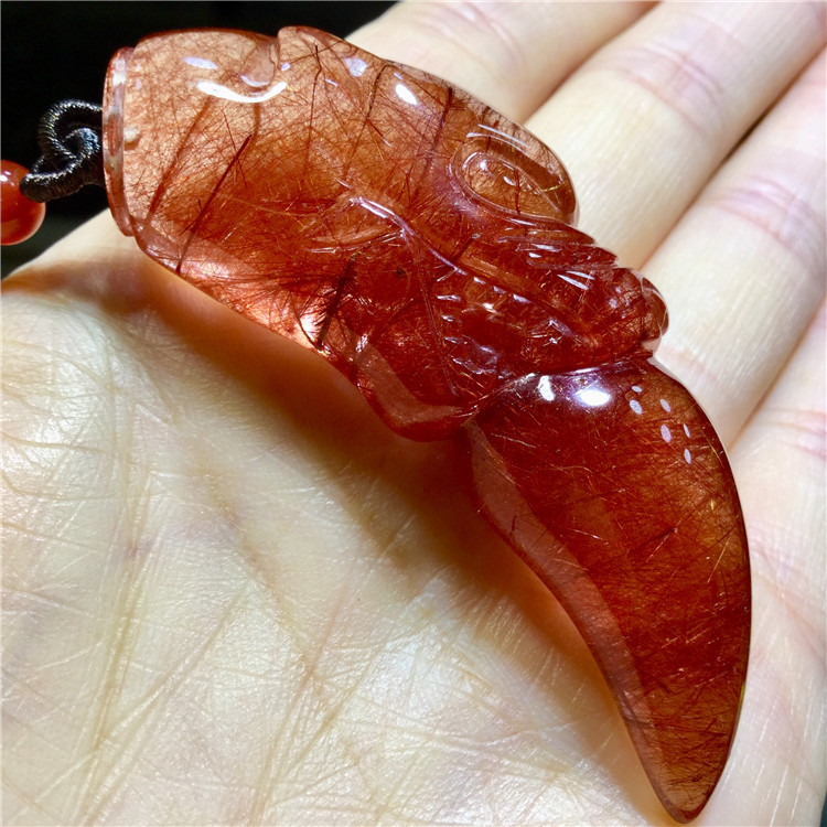 东海水晶天然红发晶形状发狼牙手把件把玩件吊坠