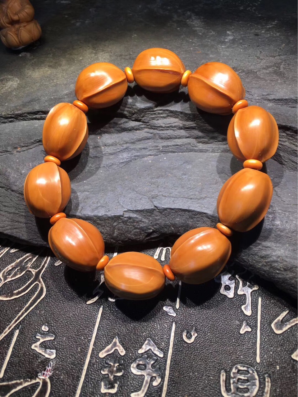 橄榄核南工纯手工鲨鱼贝手串…尺寸1.7/1.