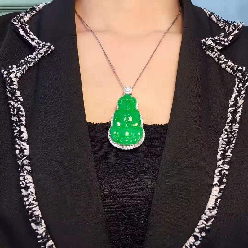 缅甸天然阳绿翡翠观音项链 18k白金镶嵌a货满绿翡翠观音锁骨项链