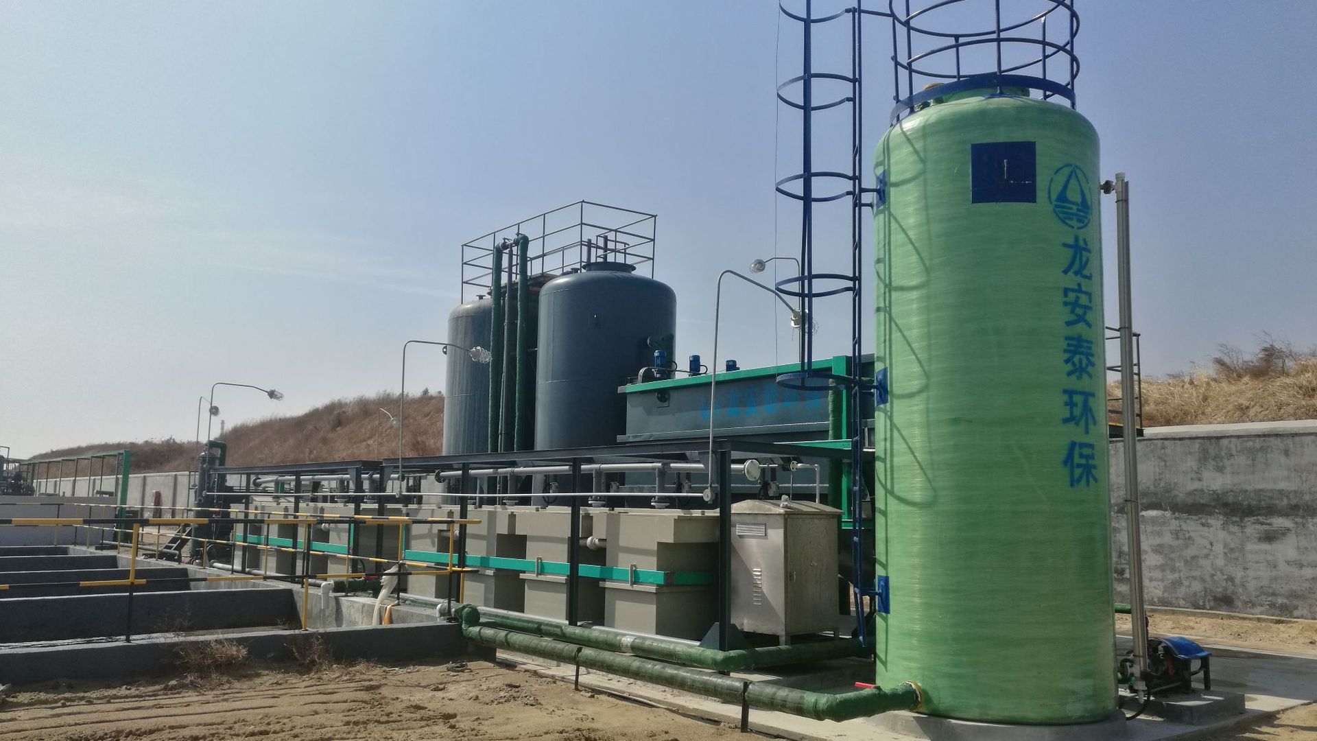 电催化氧化设备龙安泰环保操作安全,简单,灵活电催化氧化装置