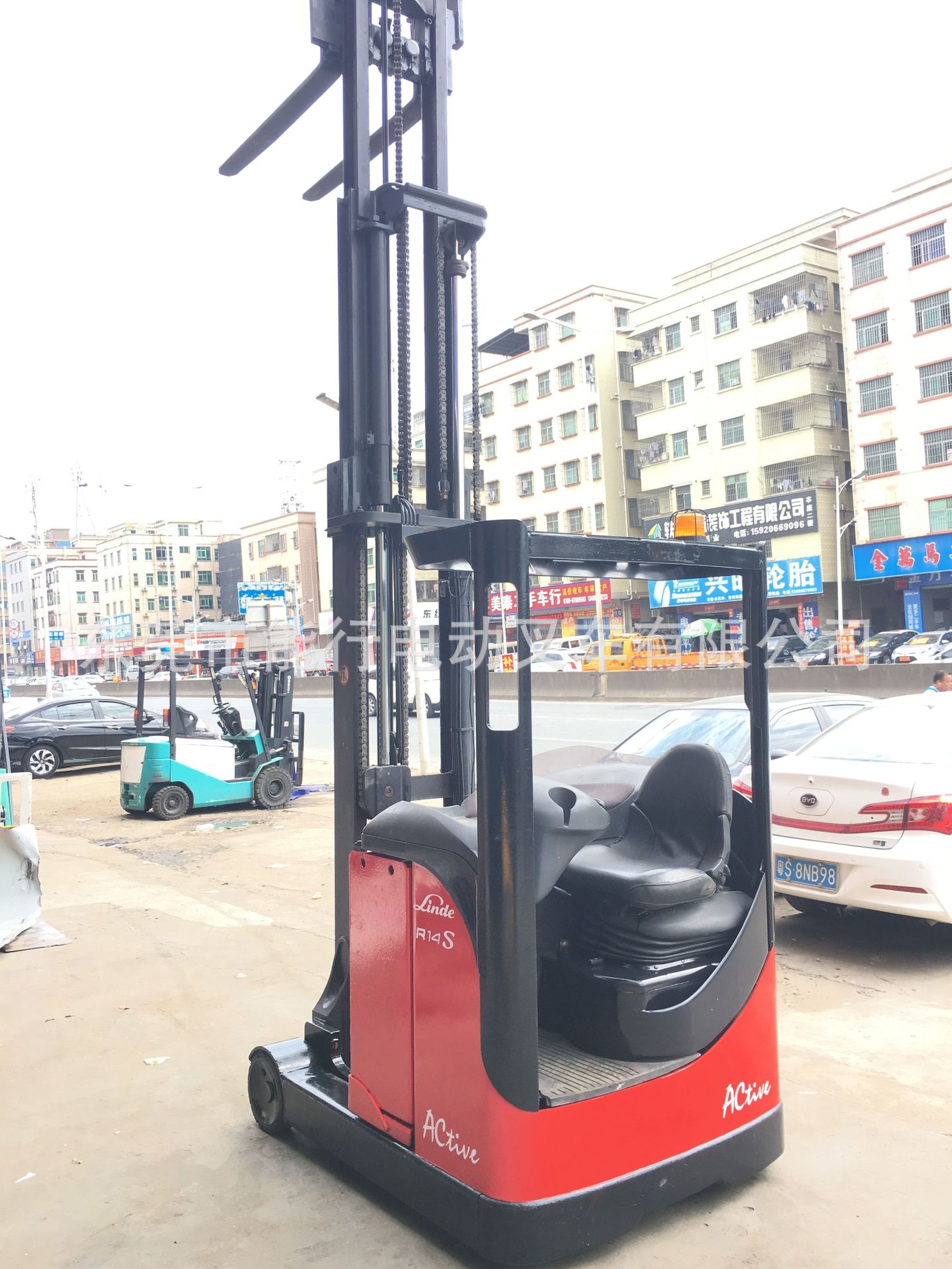 8米林德侧坐前移式叉车 高位电动叉车电动车二手叉车前移式叉车