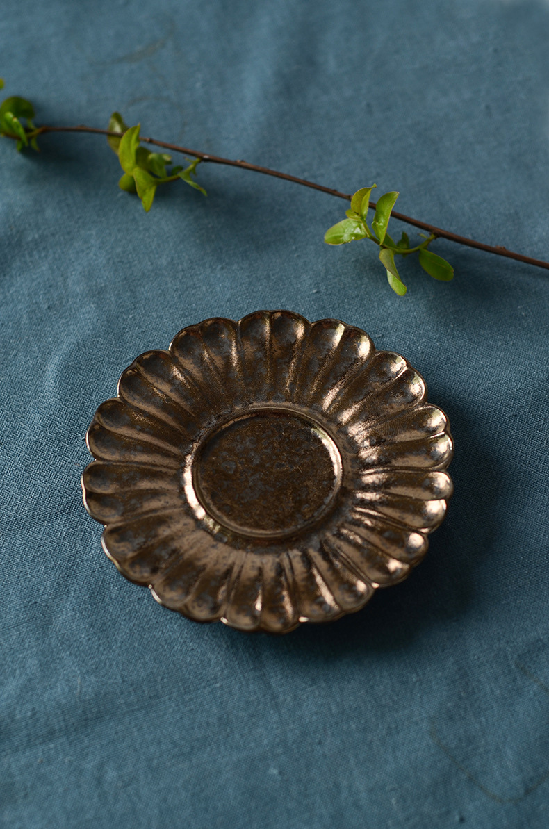 雕刻菊花窑变景德镇陶瓷杯垫金属釉茶杯垫仿纯铜茶托粗陶日式杯托-阿