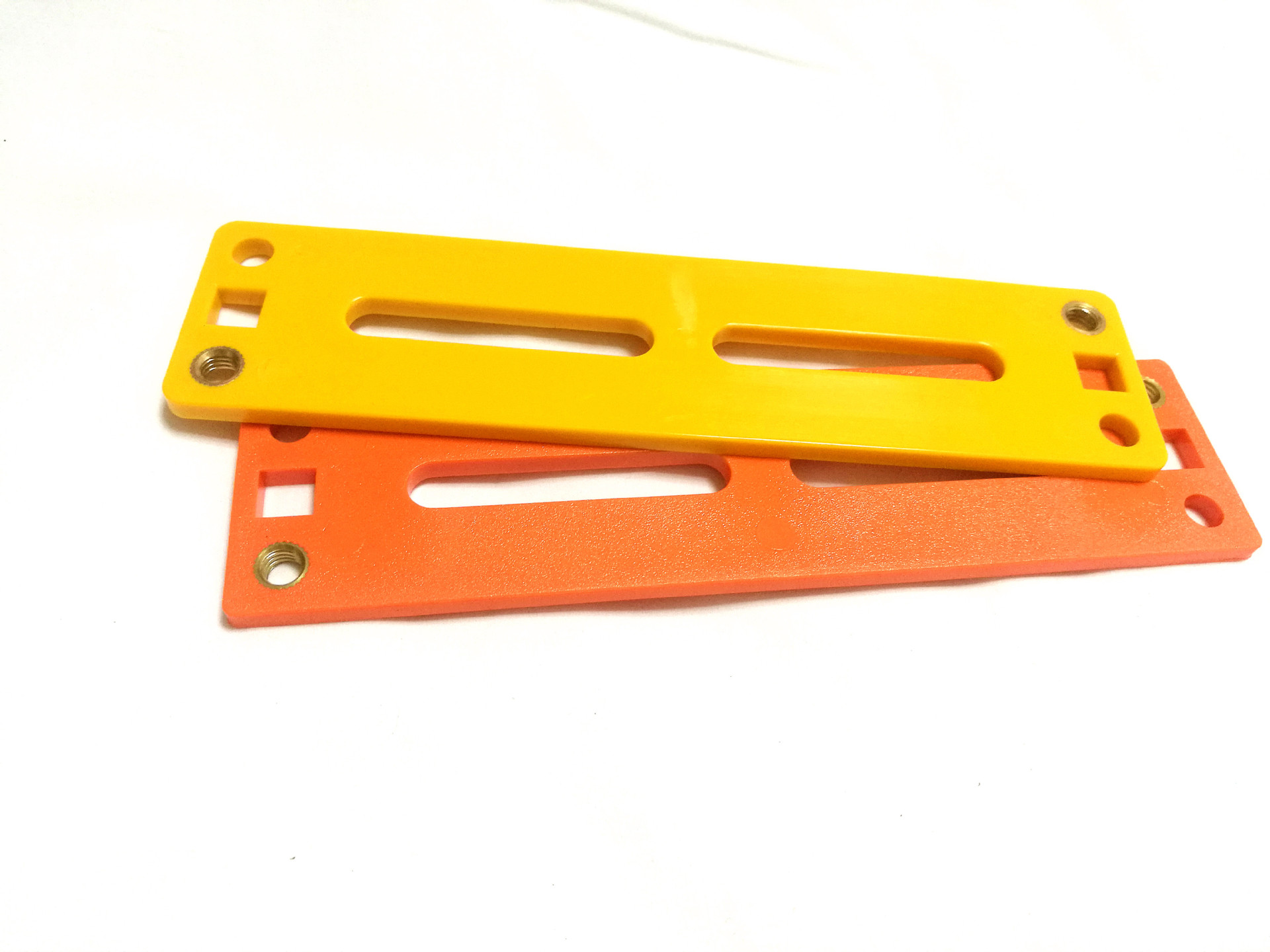 厂家直供 塑料阻燃固线器135mm压线板 排线器线缆线