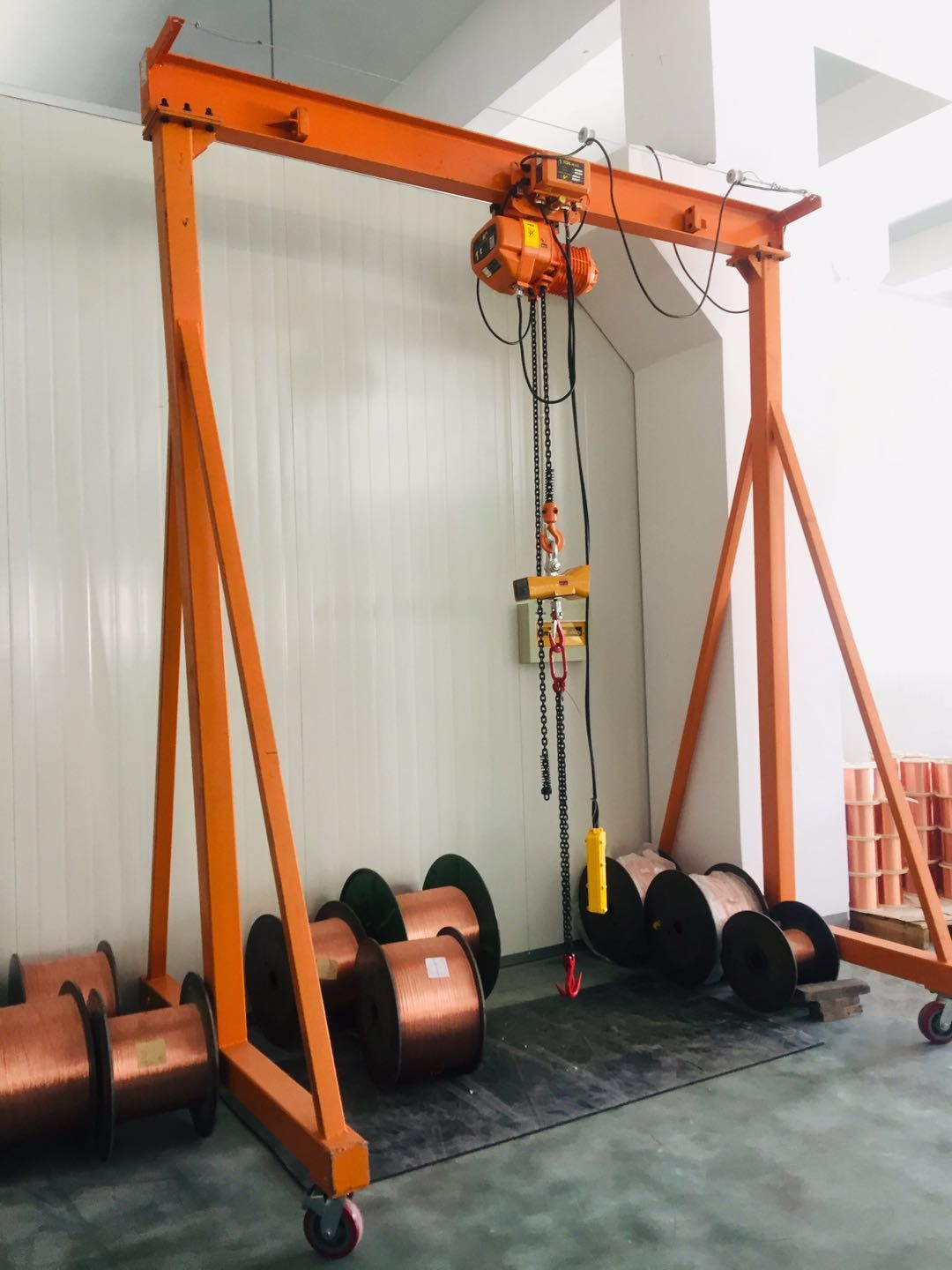 厂家直销优质室内吊机龙门架 小型手动吊车 简易移动龙门架1t2t3t