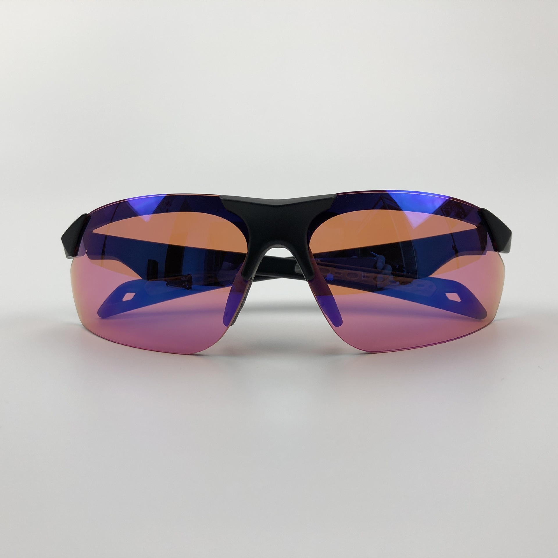 户外运动用眼镜 偏光 防水面反光 高清 高对比度镜片 防油污